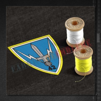 Emblema Brigada 42 Comunicatii si Tehnologia Informatiei GENERAL DE DIVIZIIE TRAIAN MOSOIU - RASNOV