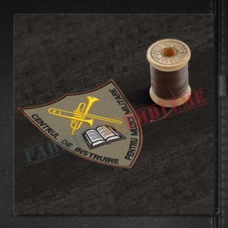 Emblema Centrul de Instruire pentru Muzici Militare