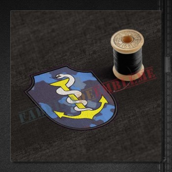 Emblema Centrul de Medicina Navala