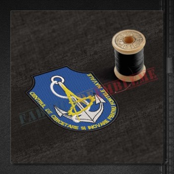 Emblema Centrul de Cercetare si Inovare pentru Fortele Navale