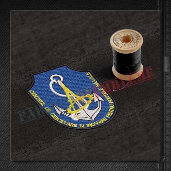 Emblema Centrul de Cercetare si Inovare pentru Fortele Navale